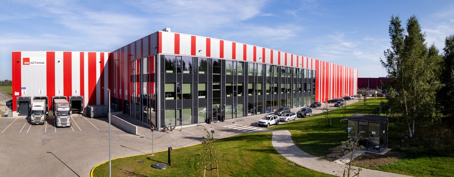 sinikivi-tallin-01
