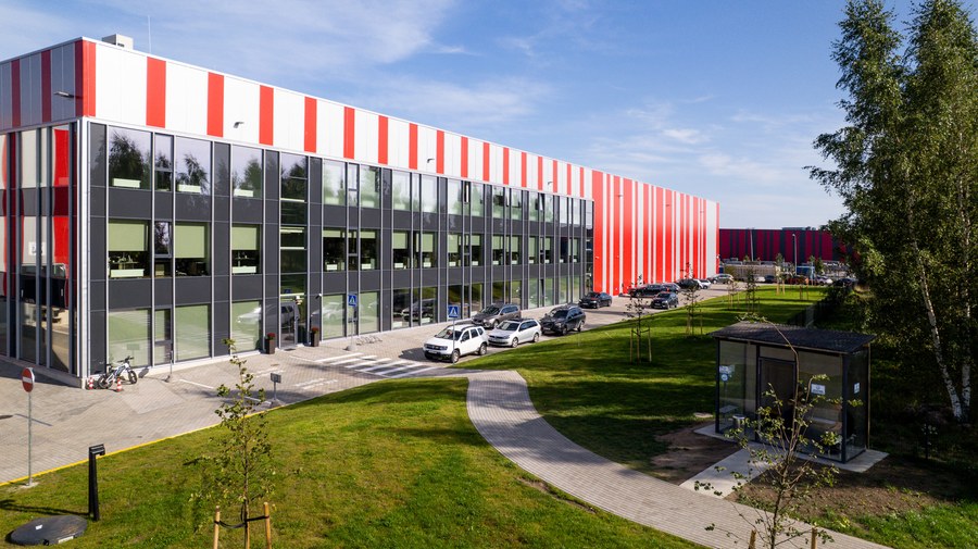 sinikivi-tallin-02